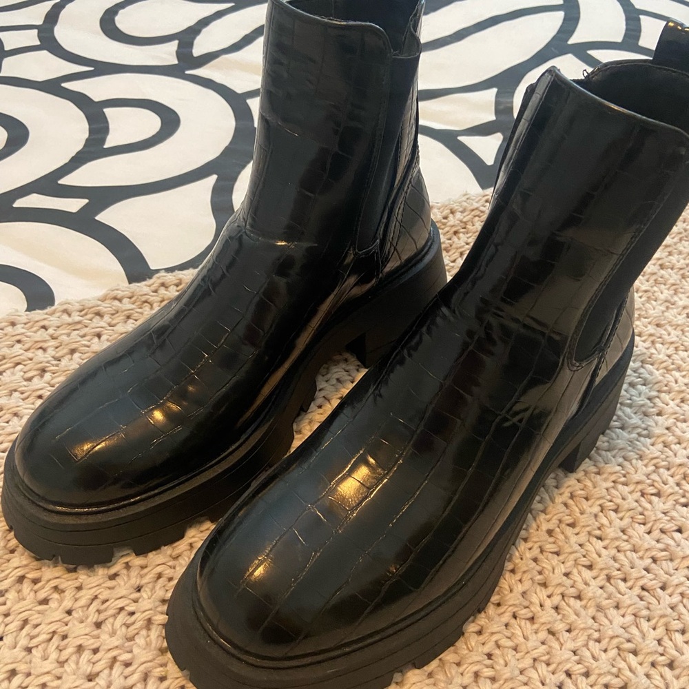 Topshop Glossy Black Croc-Pattern Boots